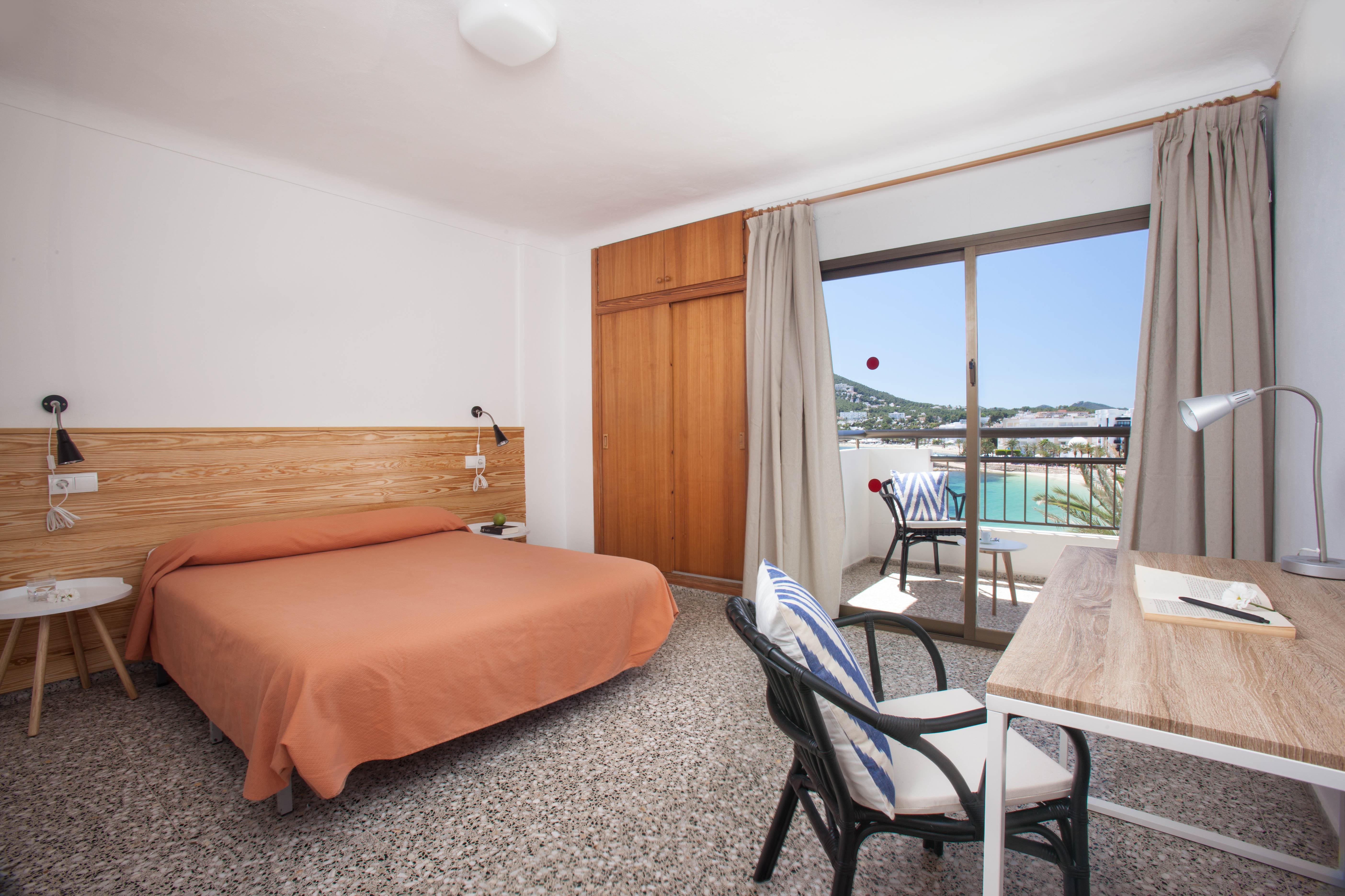 Apartamentos Bahia Santa Eulária des Riu Exterior foto